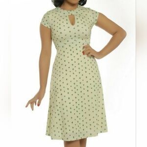 🍀☘️Lindy Bop: Juliet Cream Clover Dress ☘️🍀